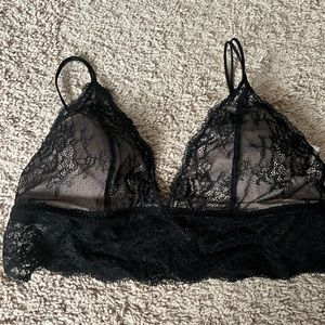Abercrombie & Fitch black lace bralette
